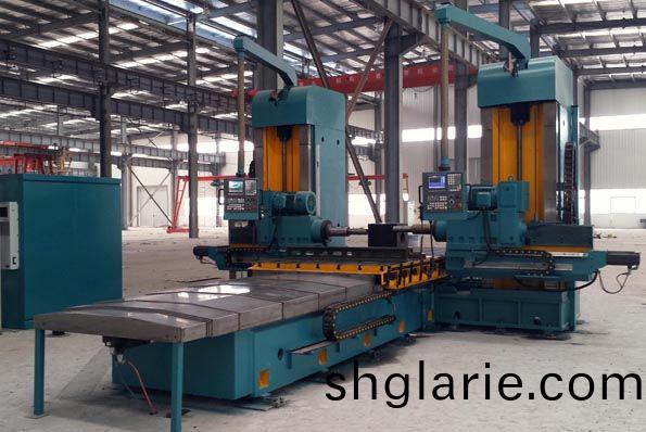 數控(kong)五軸雙(shuang)立柱鏜牀